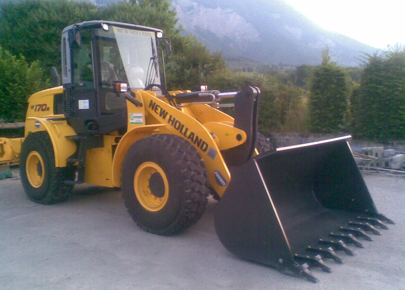 Chargeuse NEW HOLLAND W170B