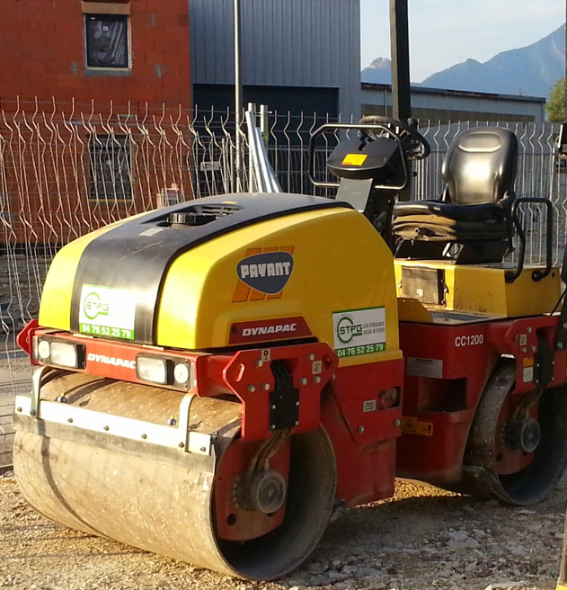Compacteur DYNAPAC CC1200