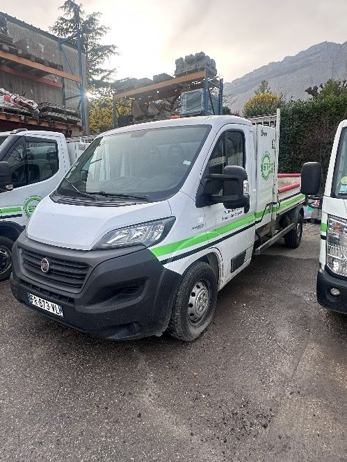 Véhicule FIAT DUCATO Benne 3.5T