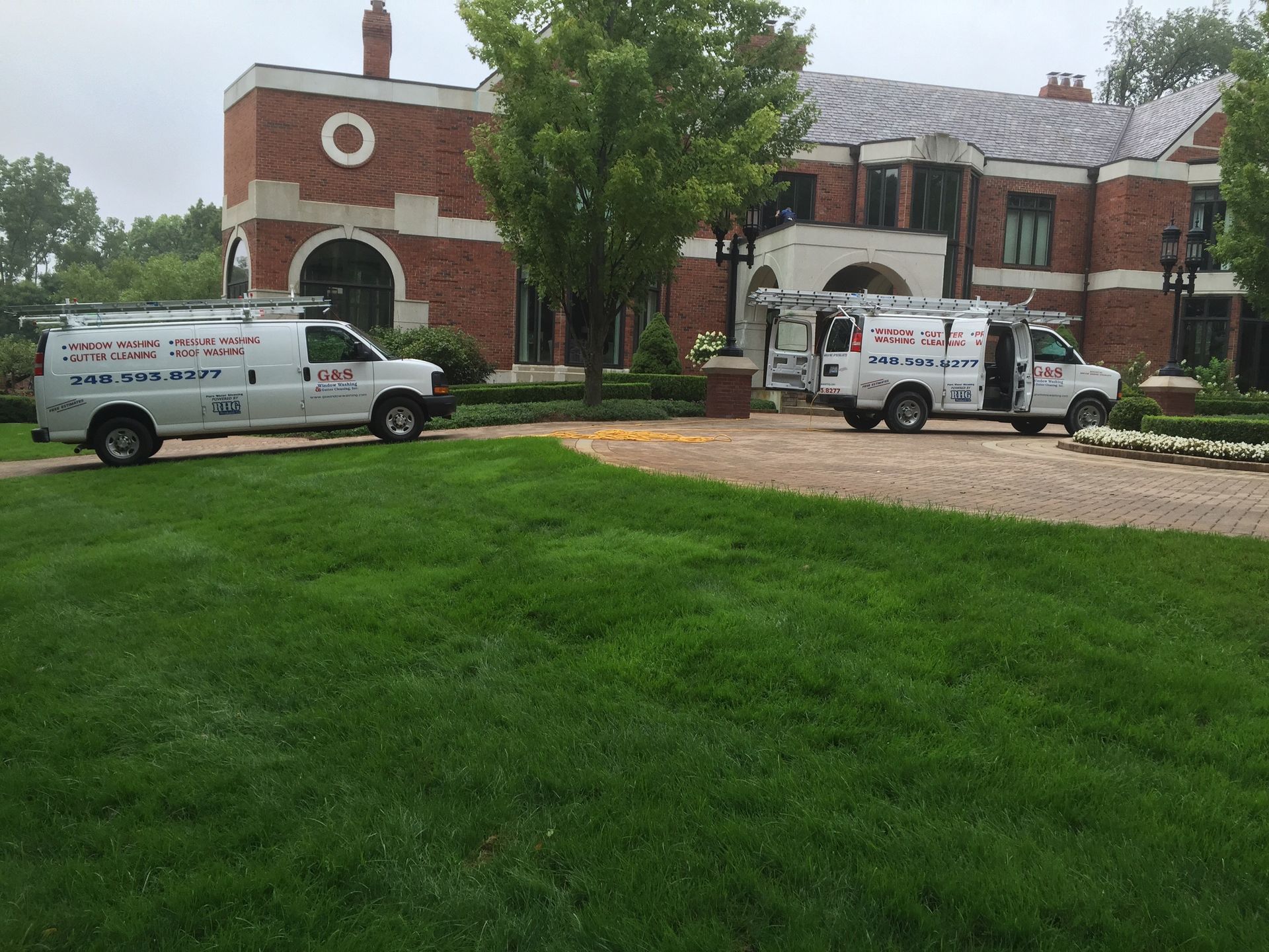 G& S vans