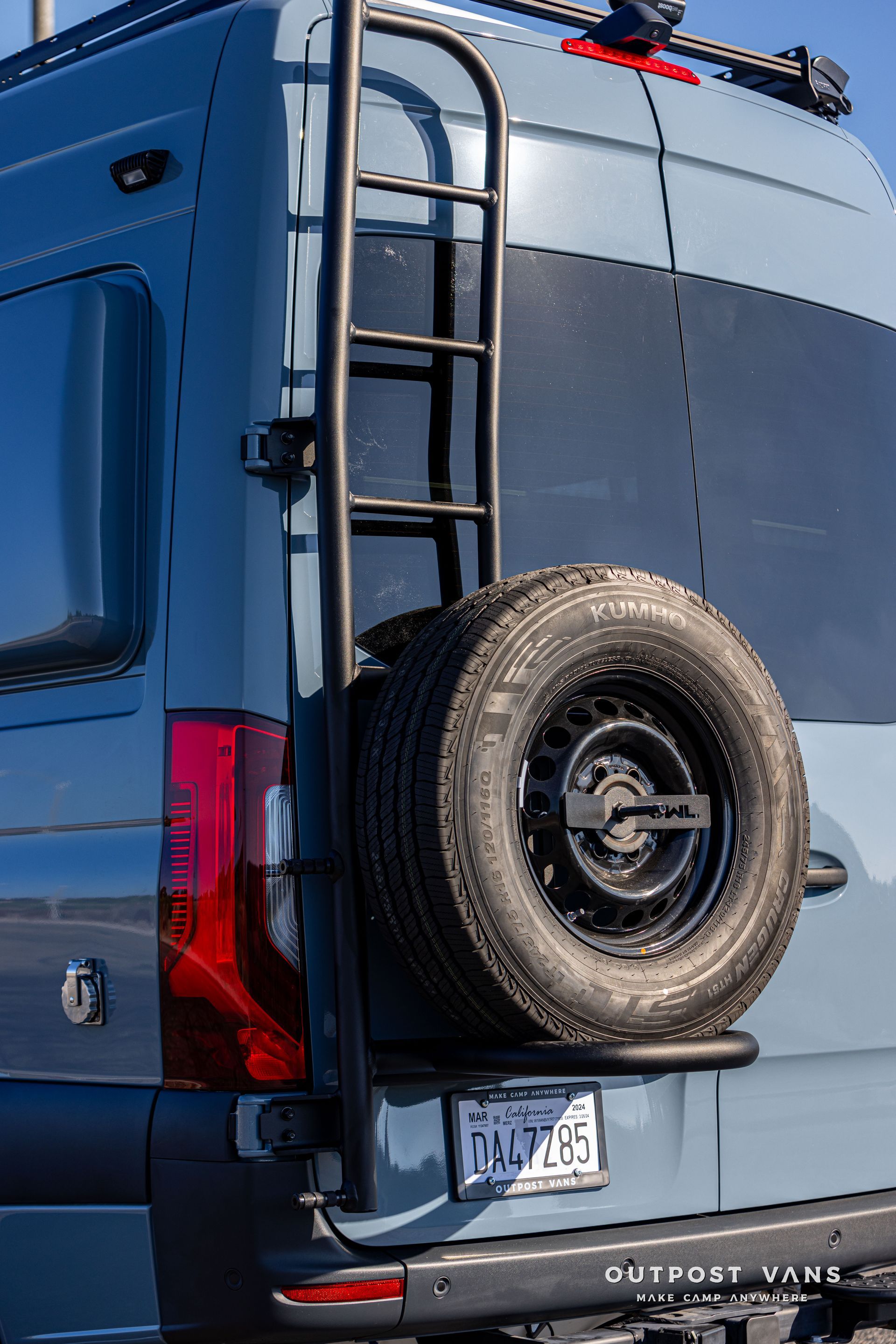 OWL REAR DOOR LADDER TIRE CARRIER 