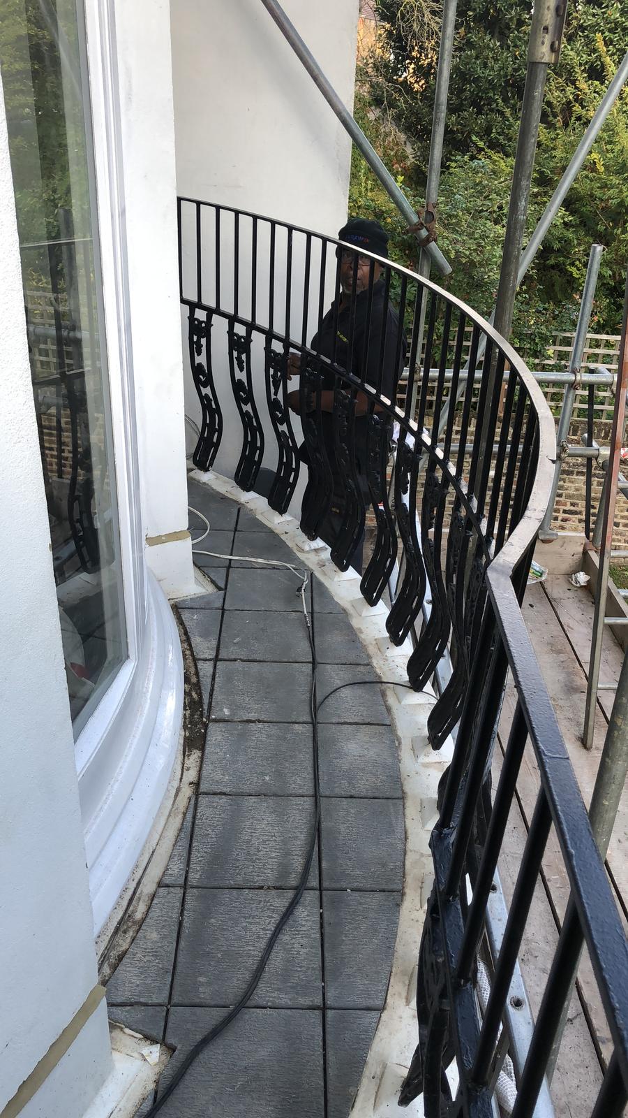 Curved Railing, Belsize park