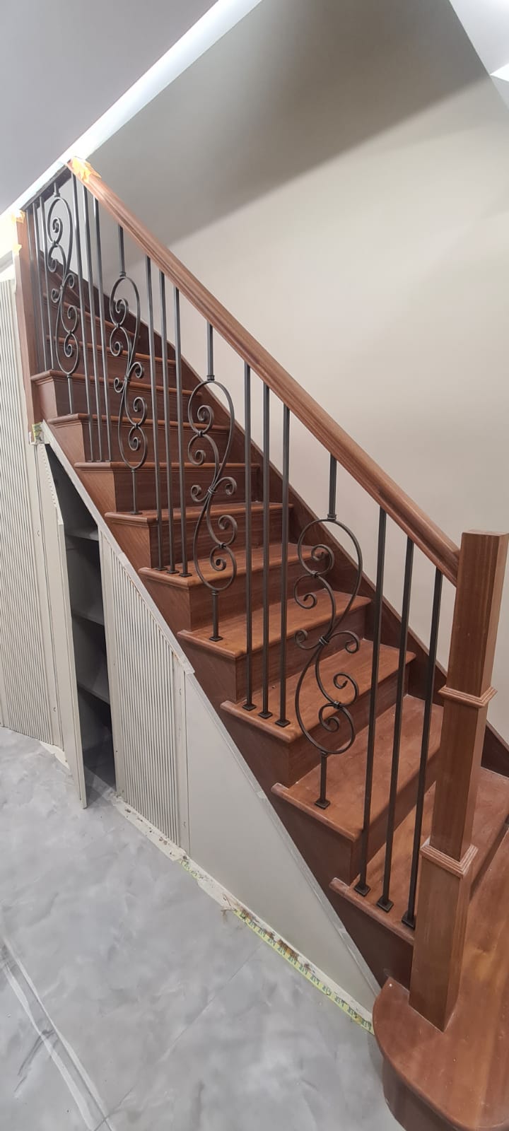 53 Craven park- stair balustrade