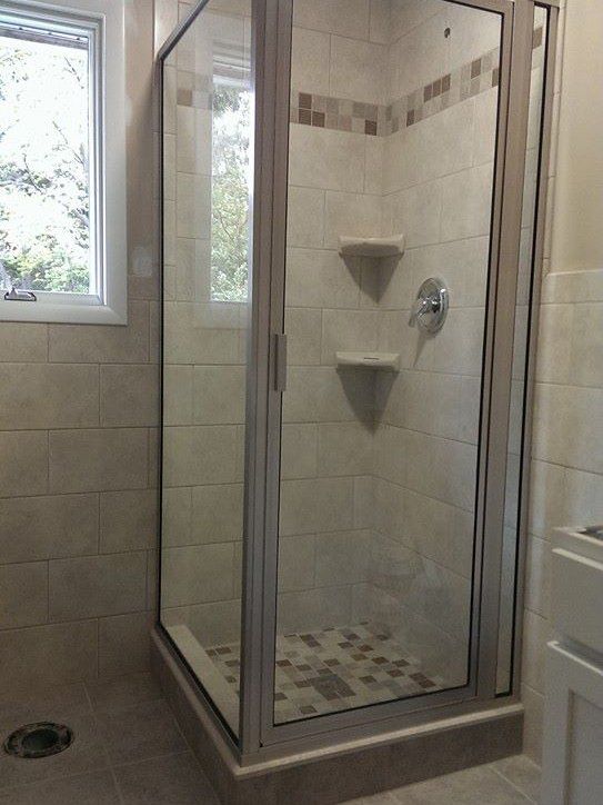Metal Framed Shower Door – Syracuse, NY – Luxury Glass Metal Framed Shower Door – Syracuse, NY – Luxury Glass