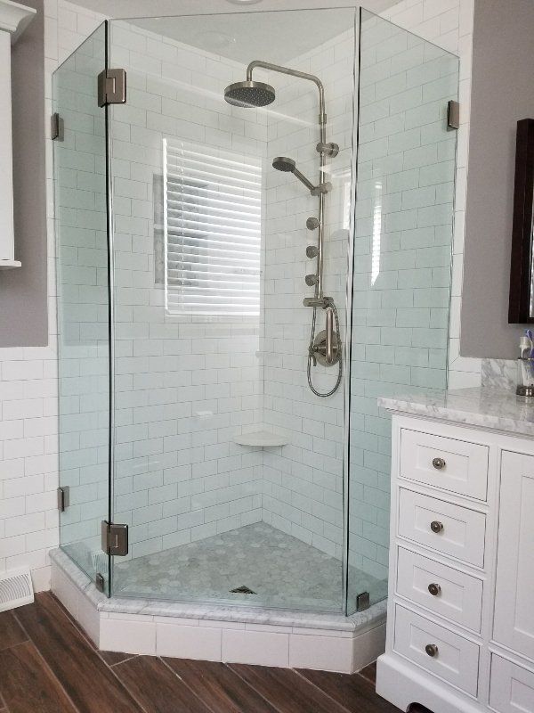Metal Shower Head – Syracuse, NY – Luxury Glass
