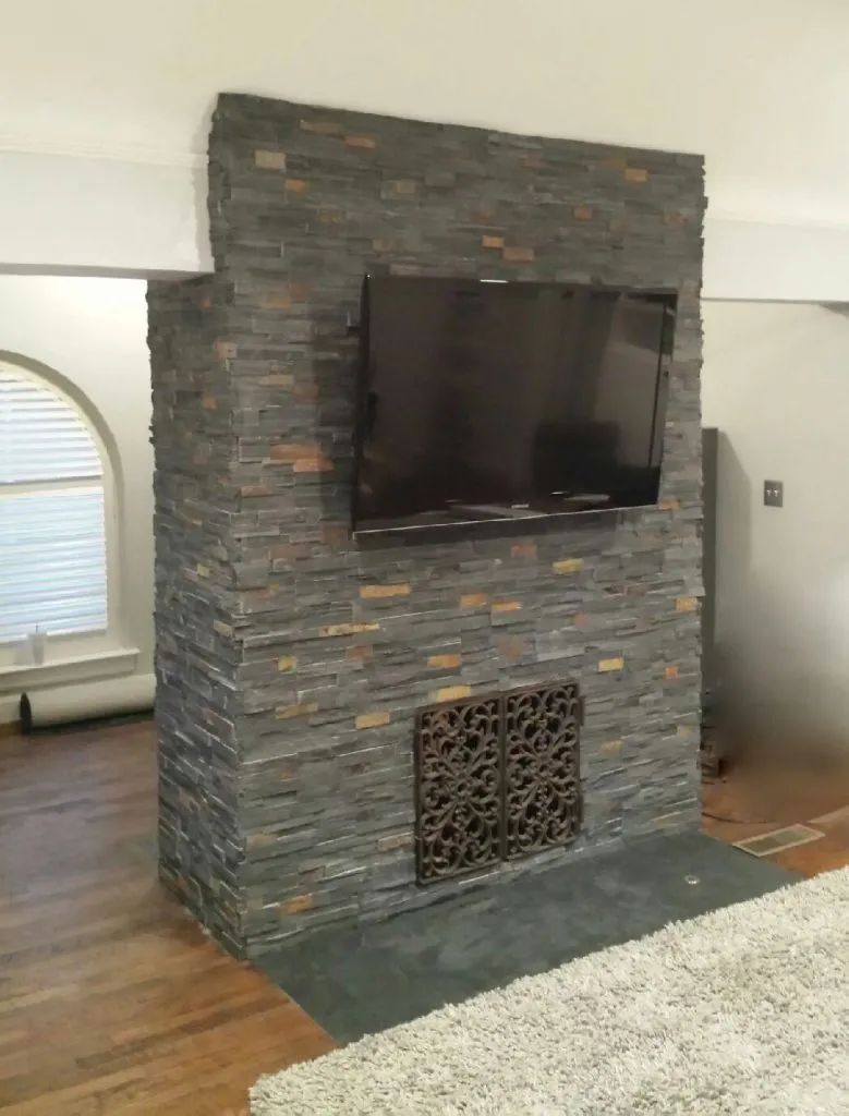 living room 114
