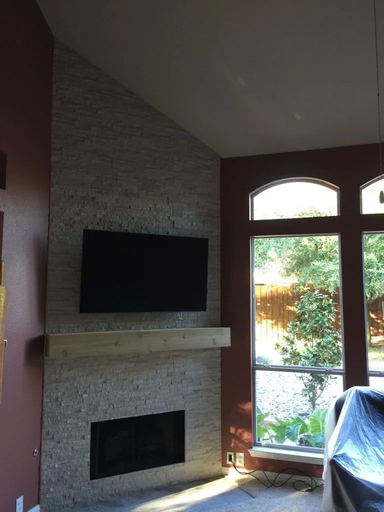 living room 124