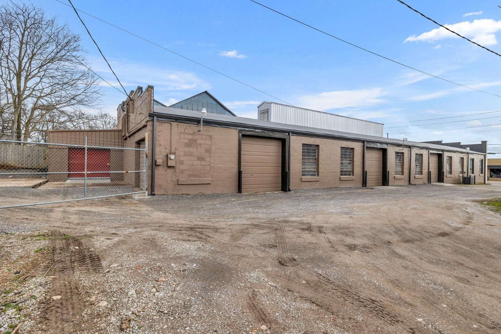 319-e-main-19