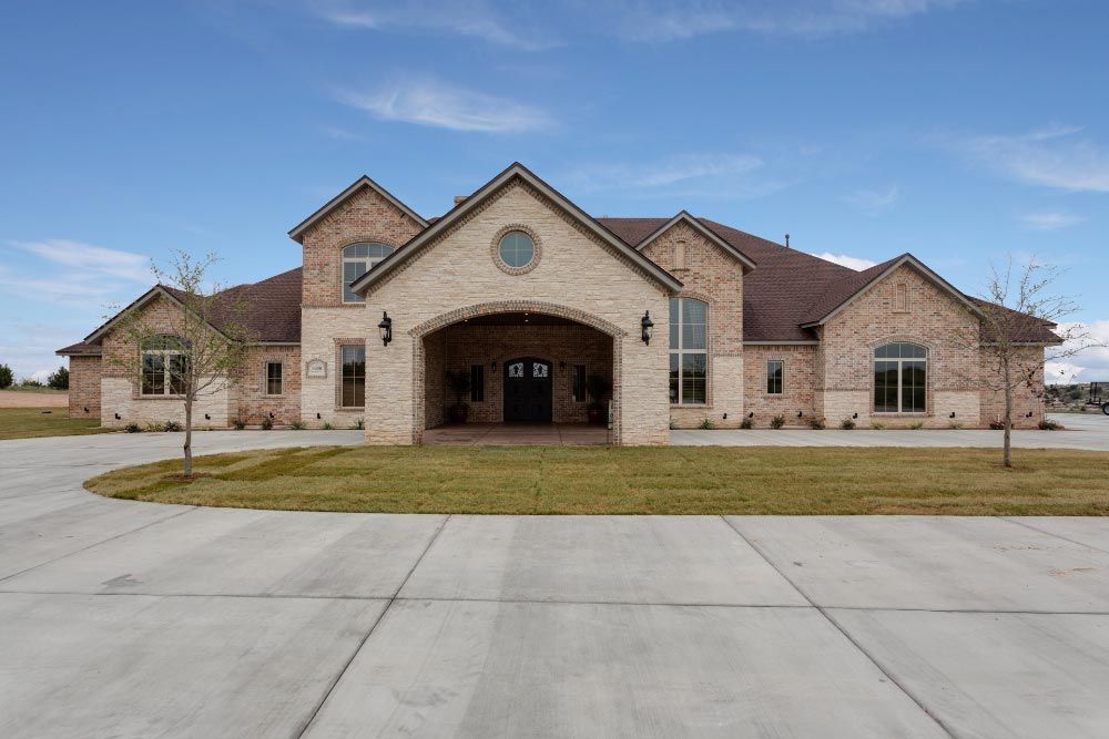 A Big House With Concrete Driveway in Jacksonville, FL
