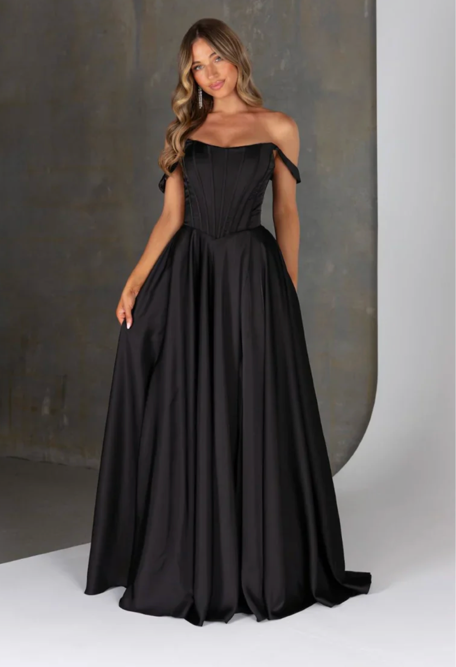 Tania Olsen PO25164 — Just Formals in Winnellie, NT
