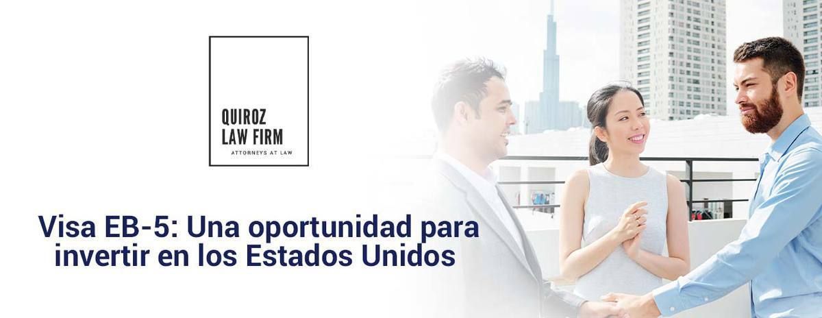 A group of people shaking hands in front of a sign that says visa eb-5 una oportunidad para invertir en los estados unidos