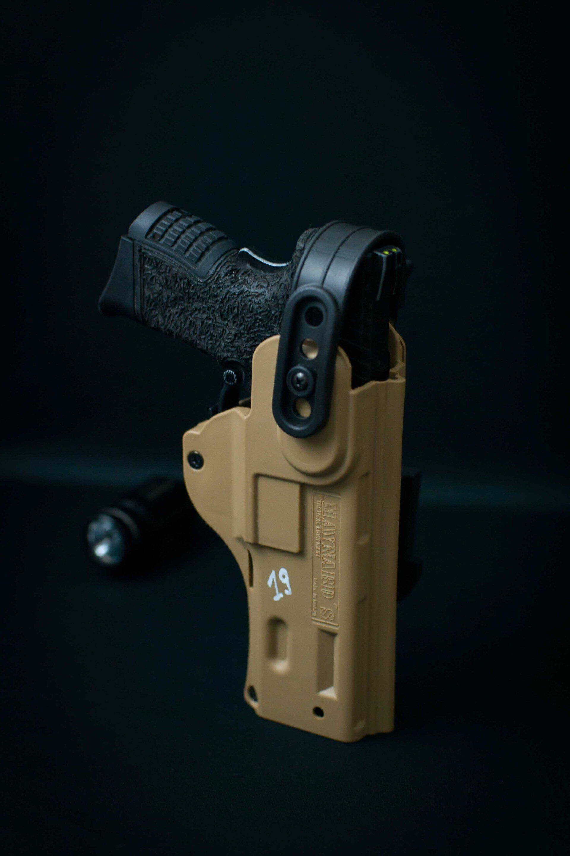 Back Handgun