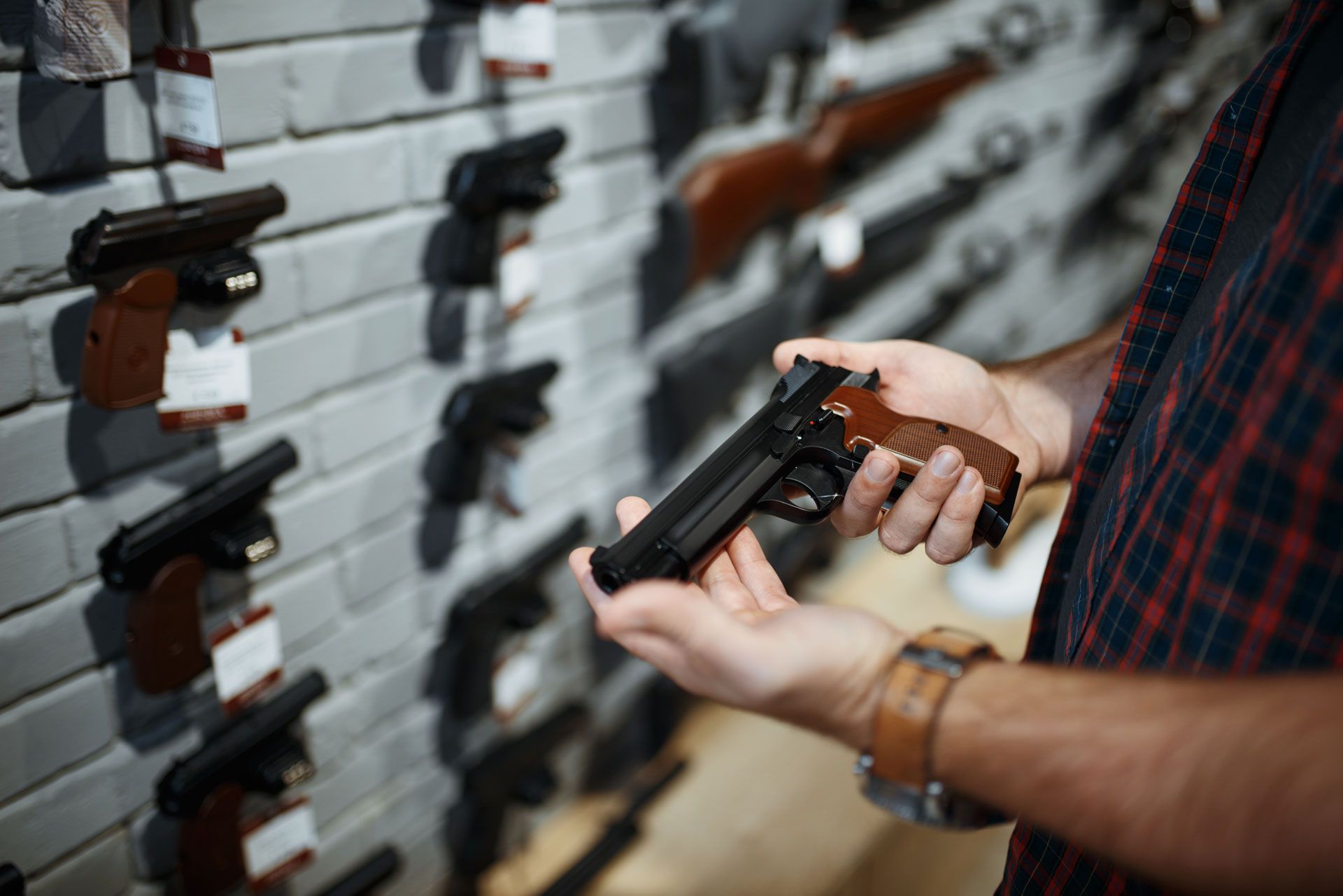 hand gun