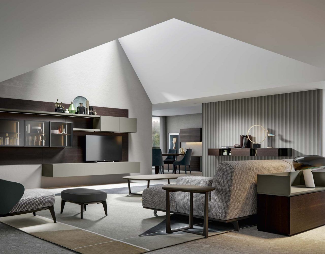 Soggiorno moderno con soffitto a volta, divano grigio, poltrone e mensole in un interno minimalista.