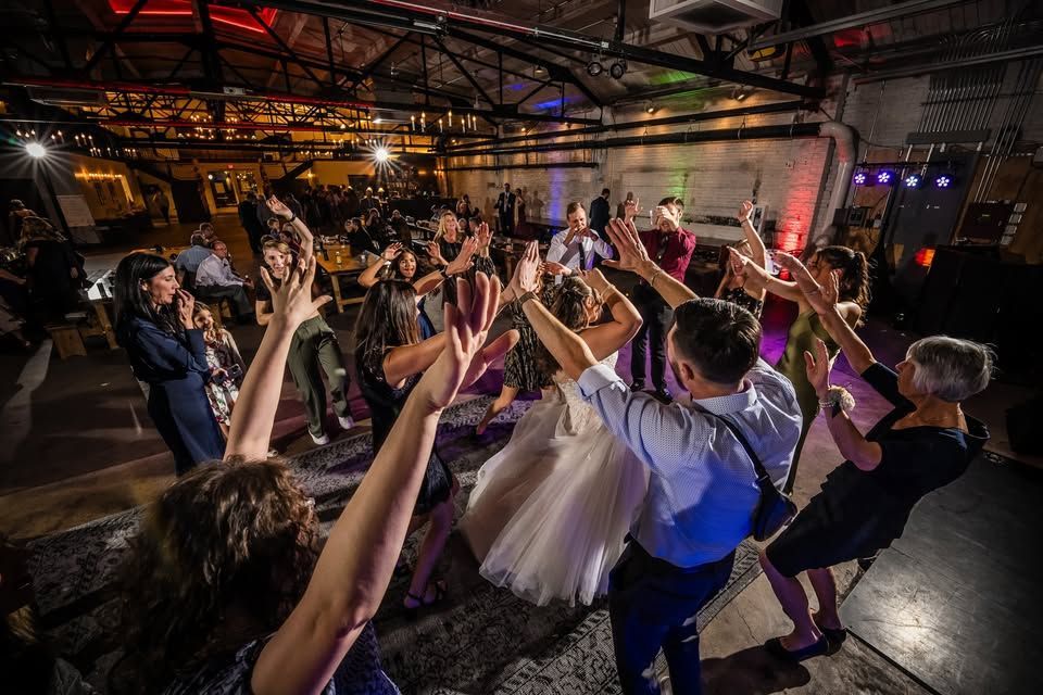 packed dance floor at the Gibson with Gibson Social Club DJ, Sound Sensations Entertainment