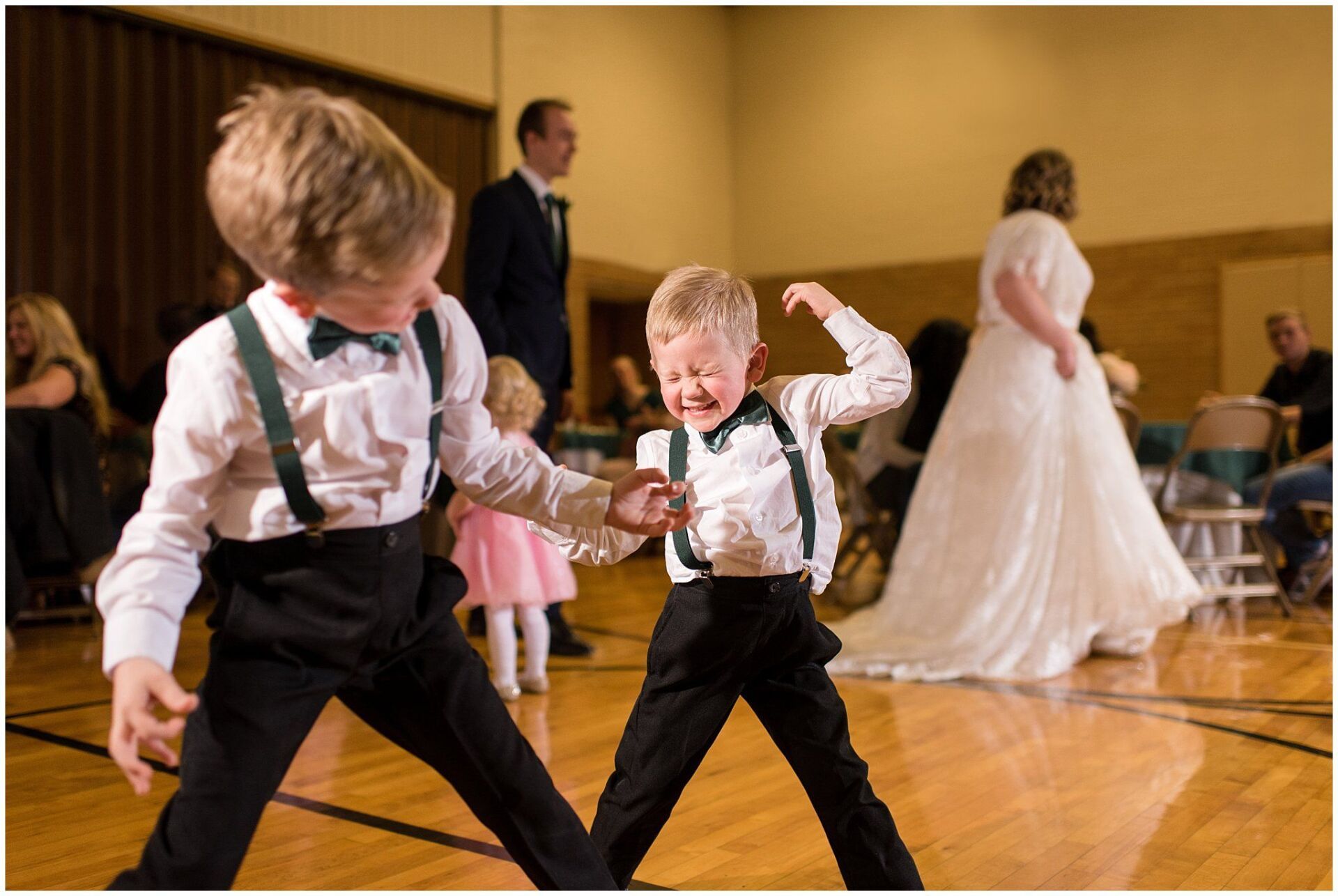 fun transitions for your wedding reception, Sound Sensations, Oshkosh DJs