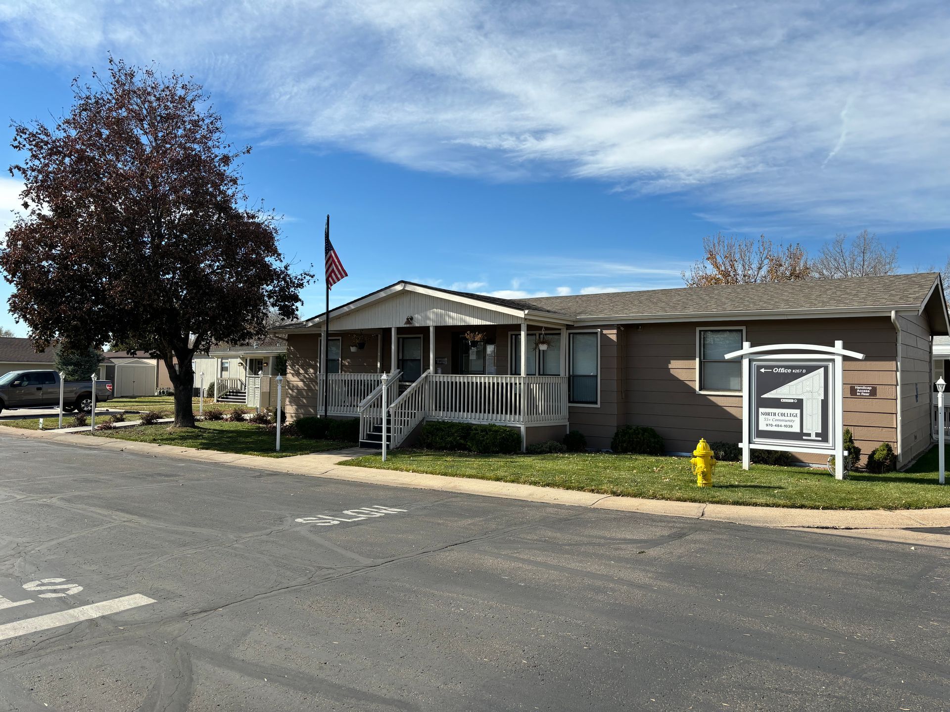 Leasing office building