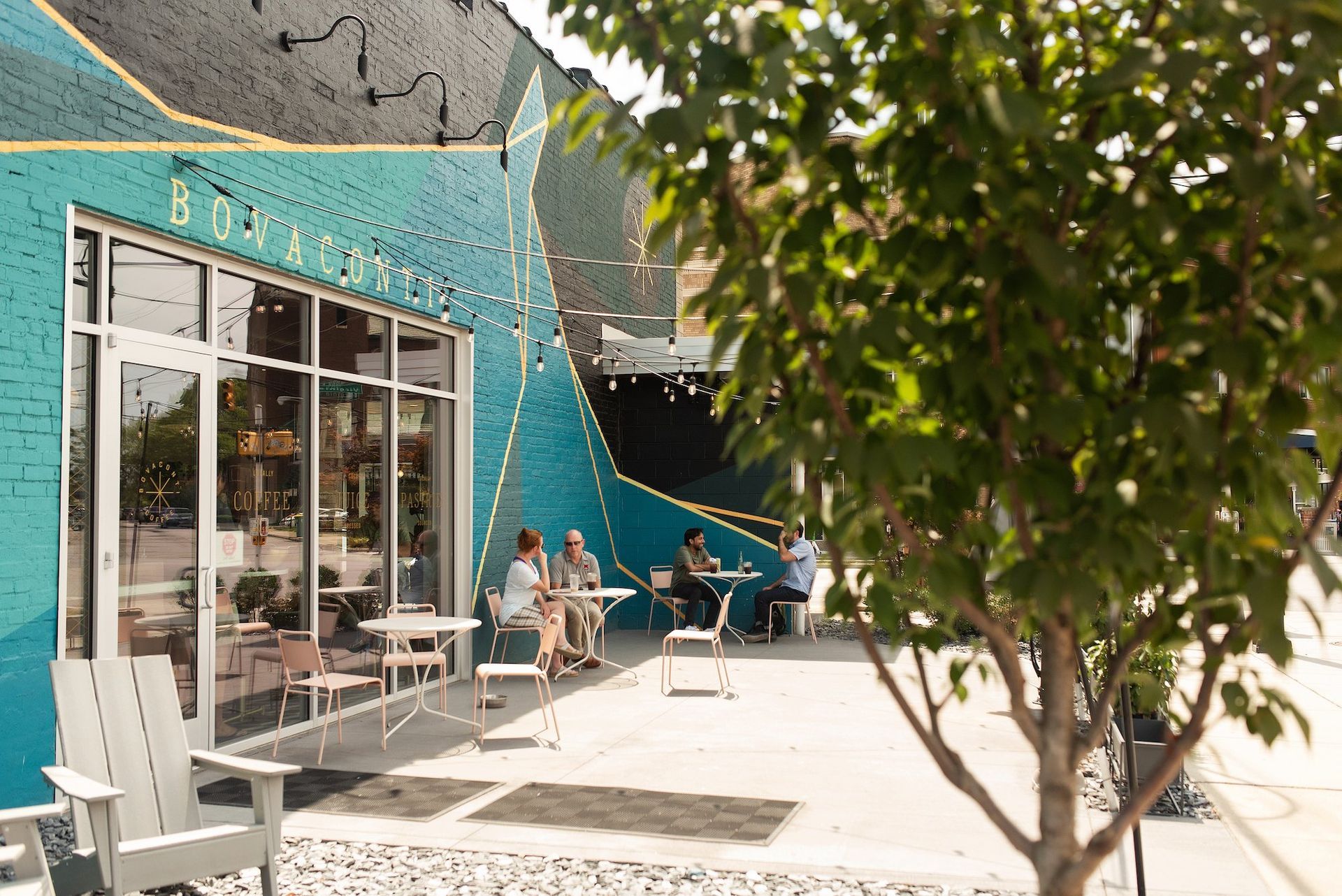 bovaconti always has a long line and they serve some of teh most consistent coffee in the city
