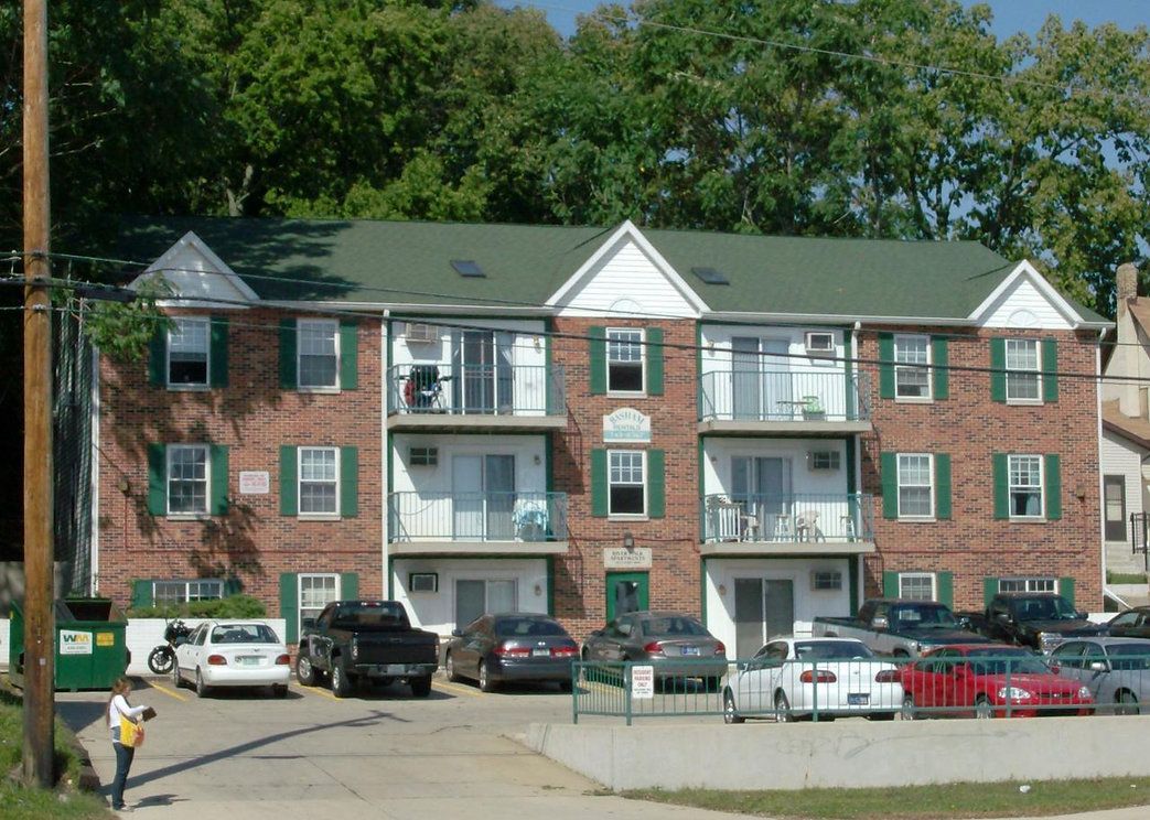 RIVER WALK APARTMENTS