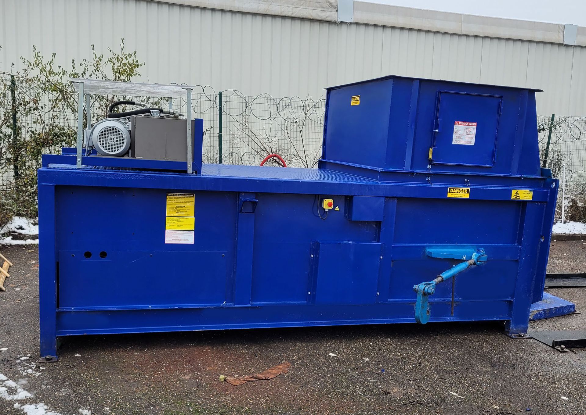 compacteur poste fixe d'occasion ETC Compact