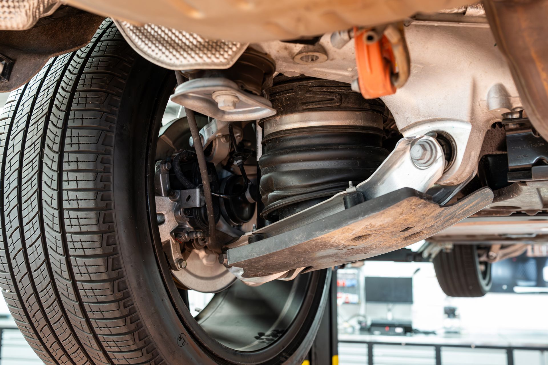What Causes Adjustable Suspension Sensors to Give Incorrect Ride Height Readings? | Marietta Auto Re
