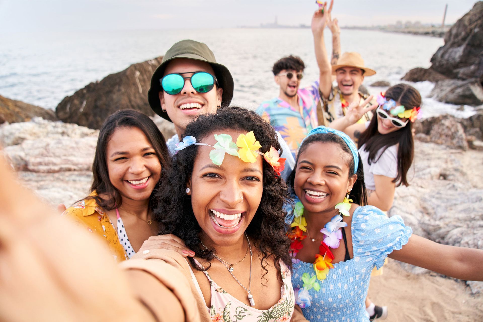 A Happy And Diverse People Taking Picture – W Palm Beach FL – Group Dental Palm Beaches A Happy And Diverse People Taking Picture – W Palm Beach FL – Group Dental Palm Beaches