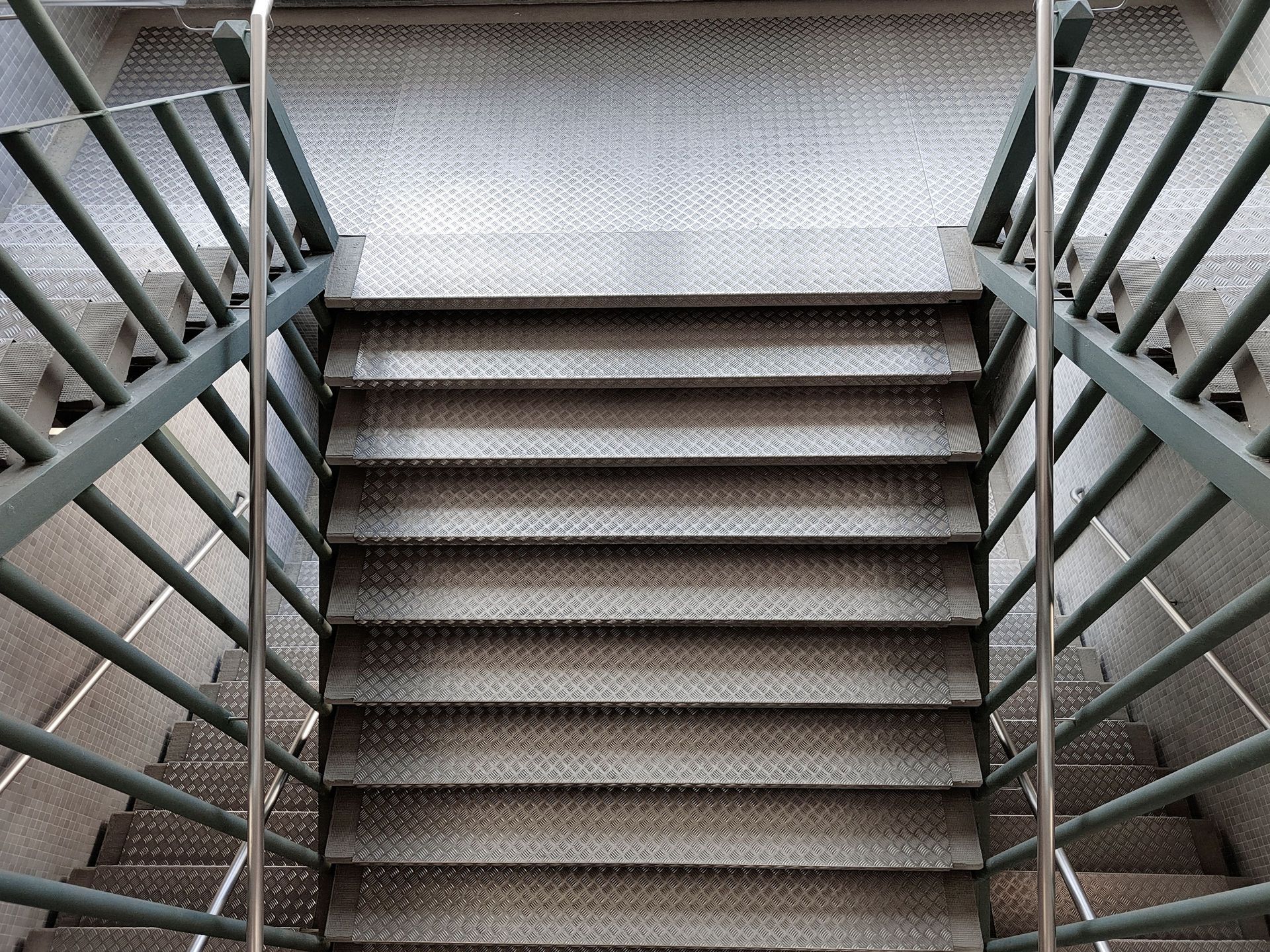 steel mezzanine floor and steps