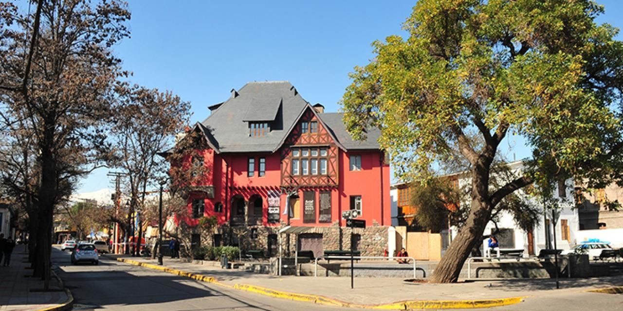 Colorful street art and historic architecture in Barrio Lastarria and Bellavista, Santiago