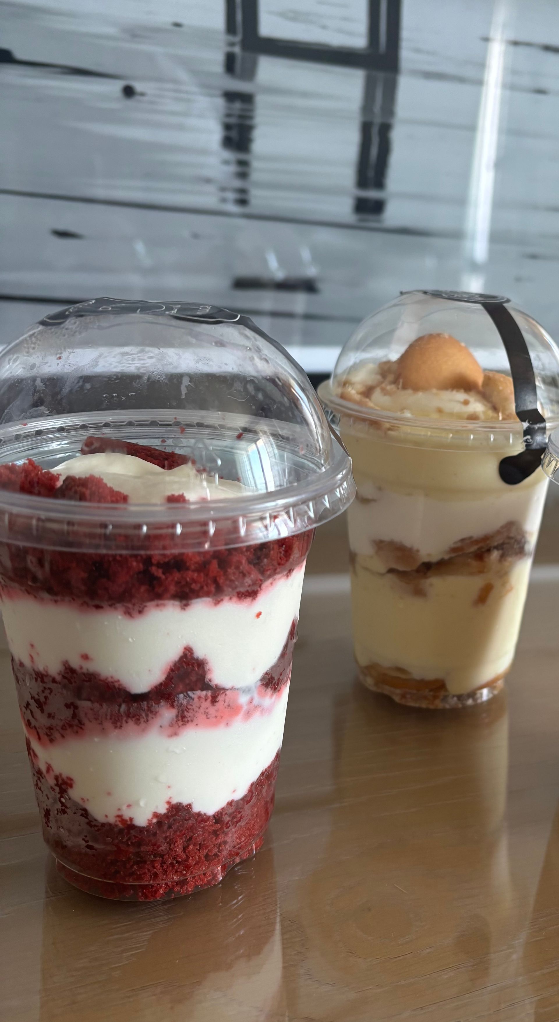Red velvet cheesecake cup Banana pudding