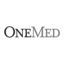 Een zwart-wit logo voor onemed op een witte achtergrond.