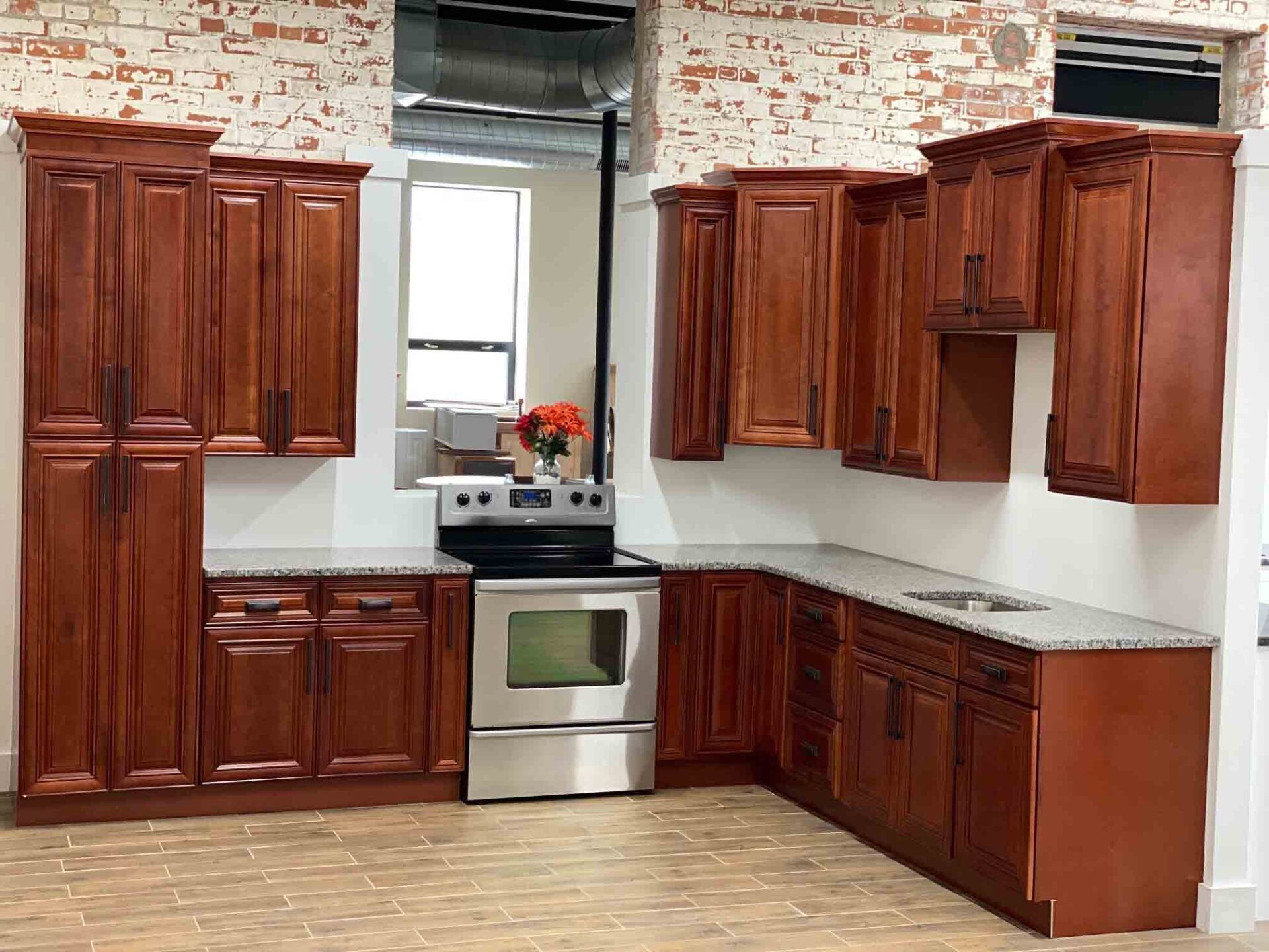 Kitchen Cabinets and Granite Countertop