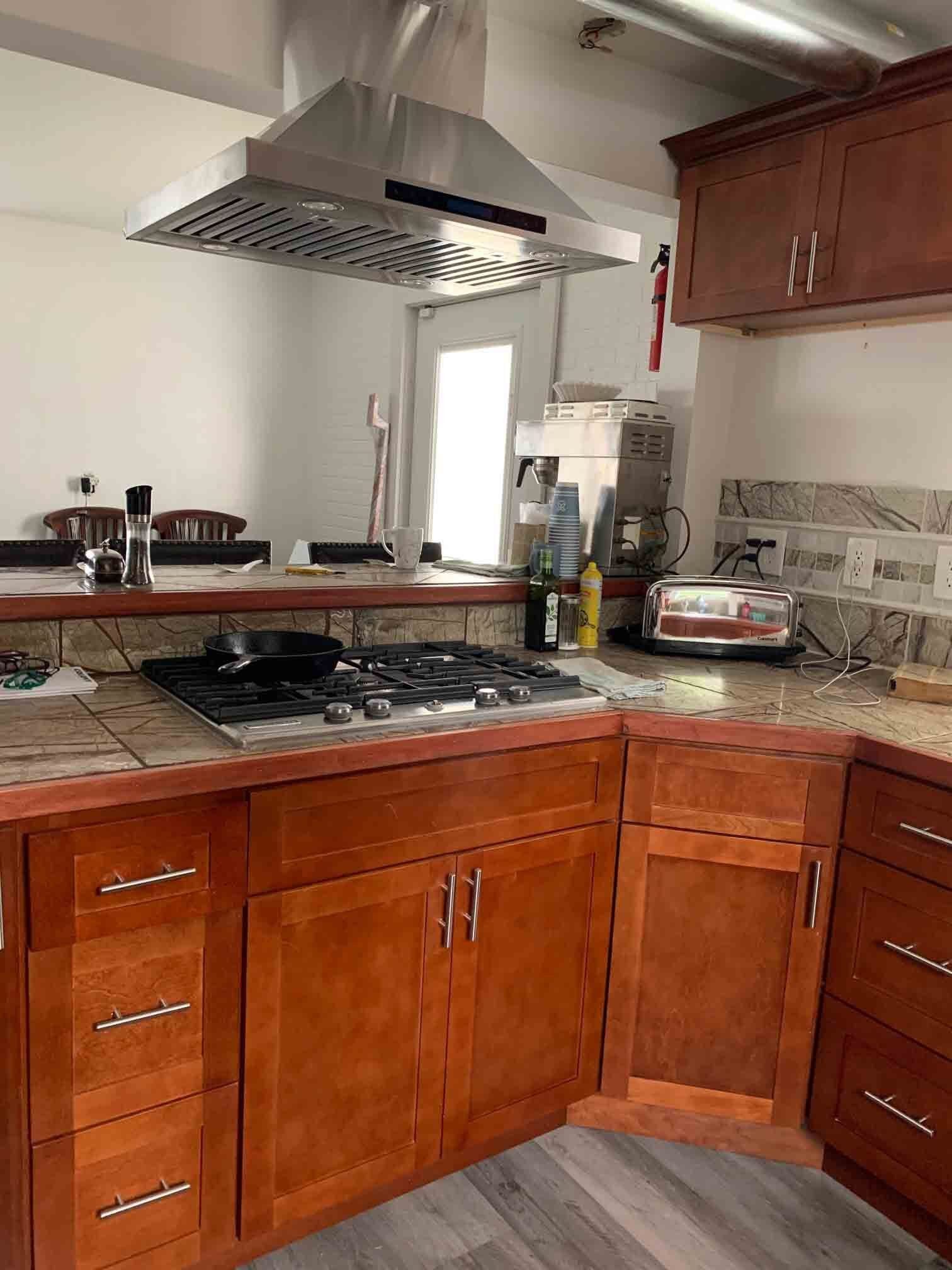 Countertops and Gas Stove