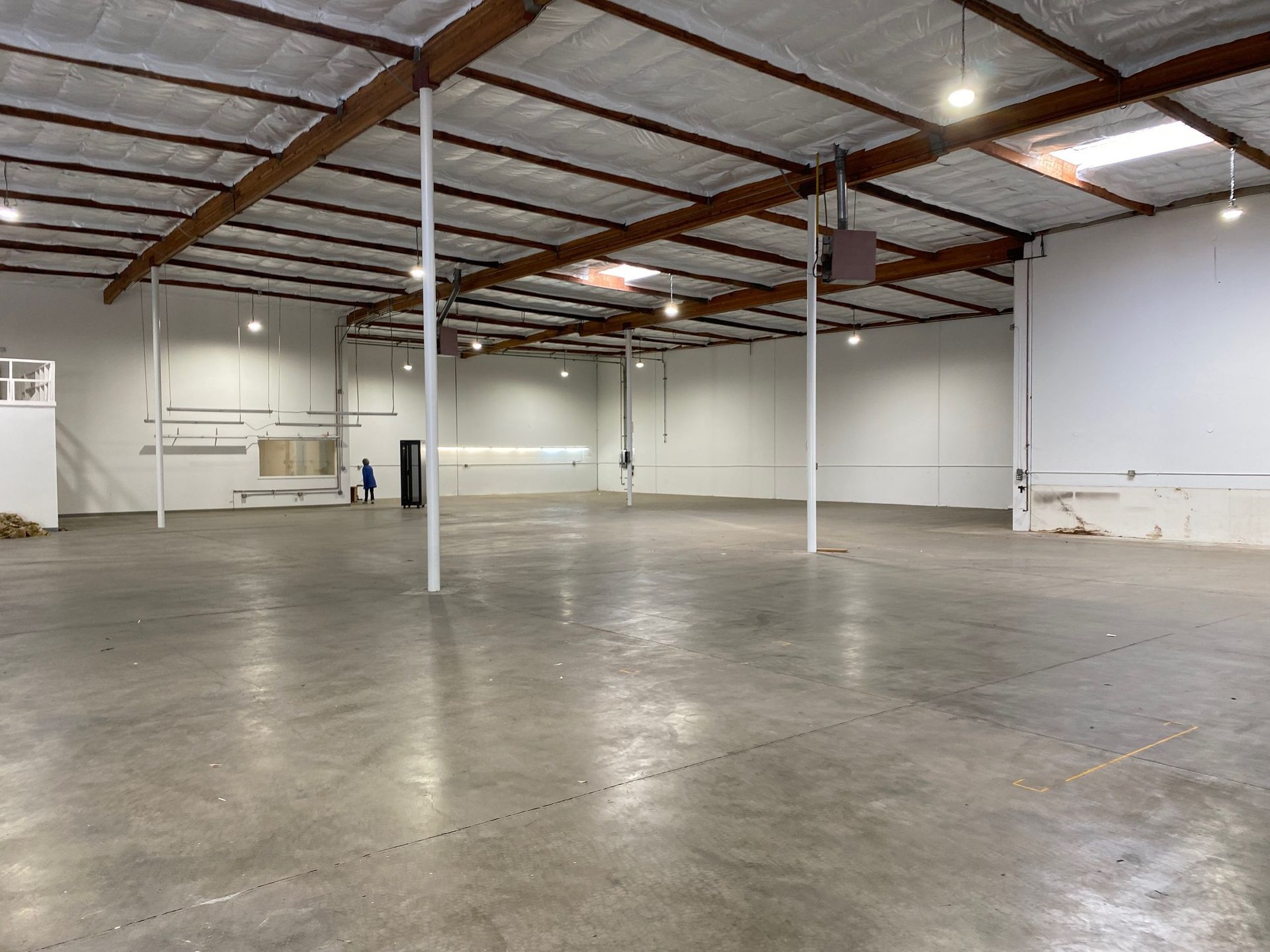 radiant barrier insulation in warehouse