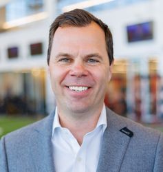 Image of Dr. James Voos
