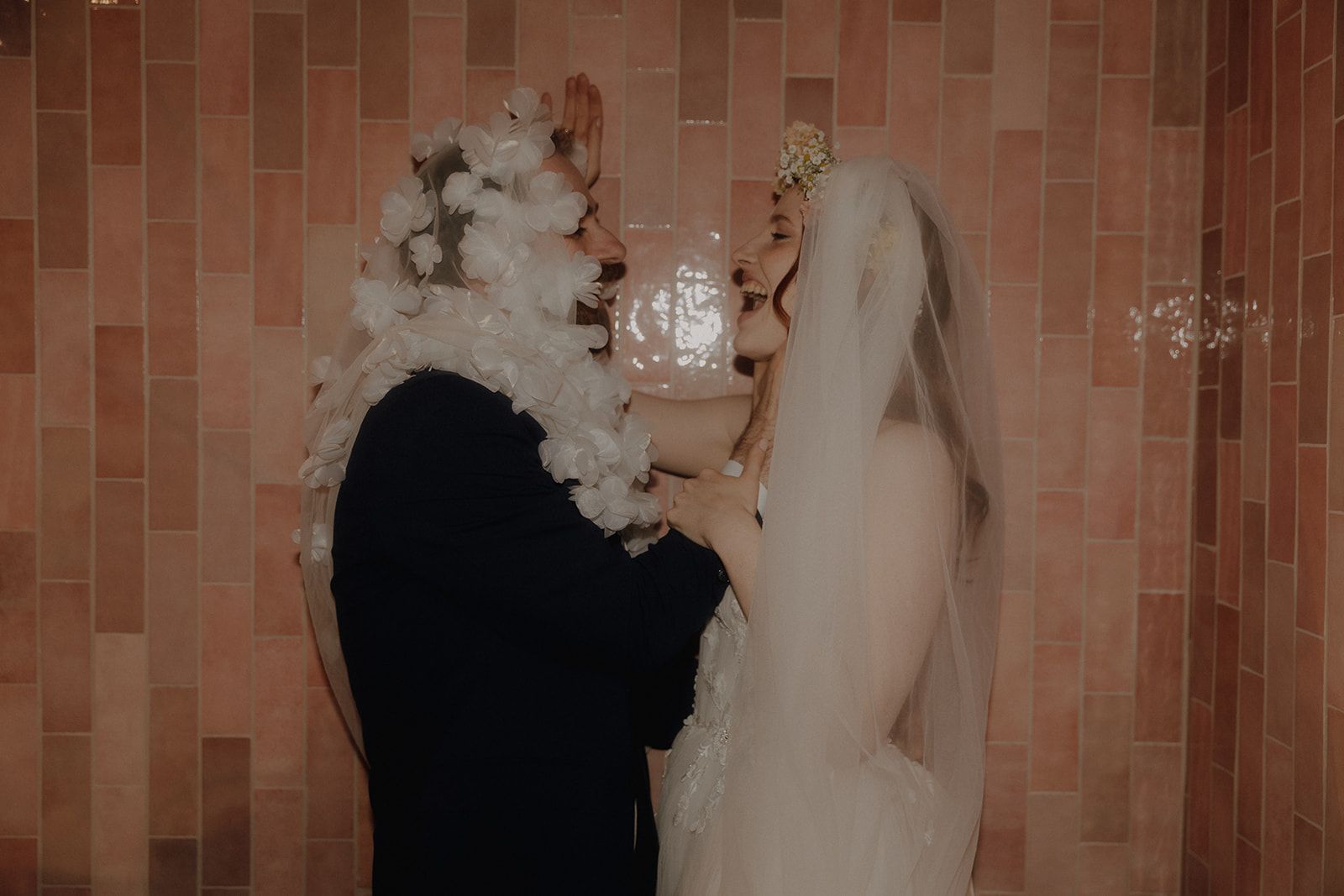 Moony Photography, Wedding photos, Elopement, Destination wedding, Wedding film, wedding