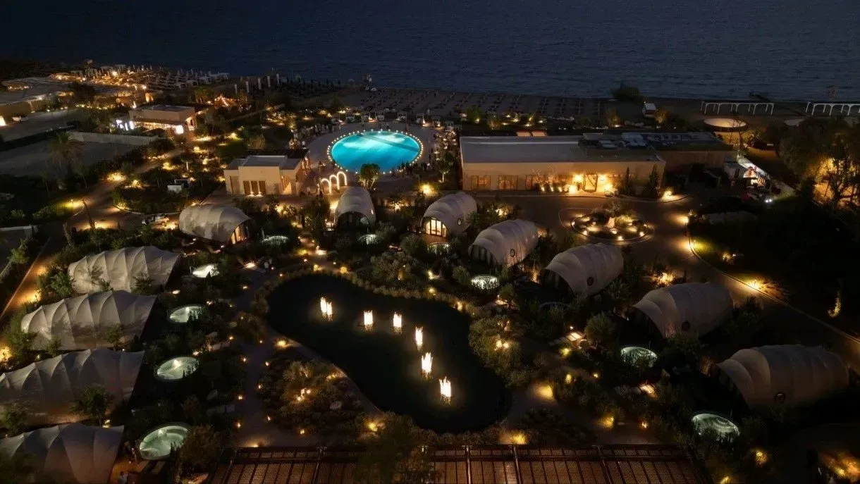 91 ATHENS RIVIERA
