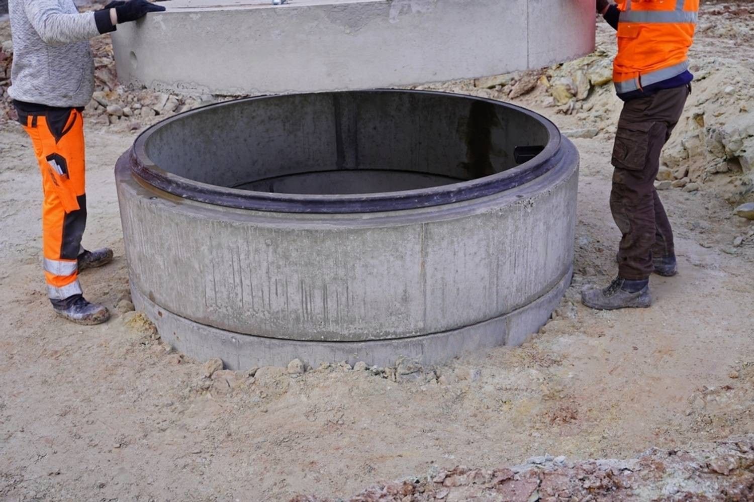 Manhole Form Hire results