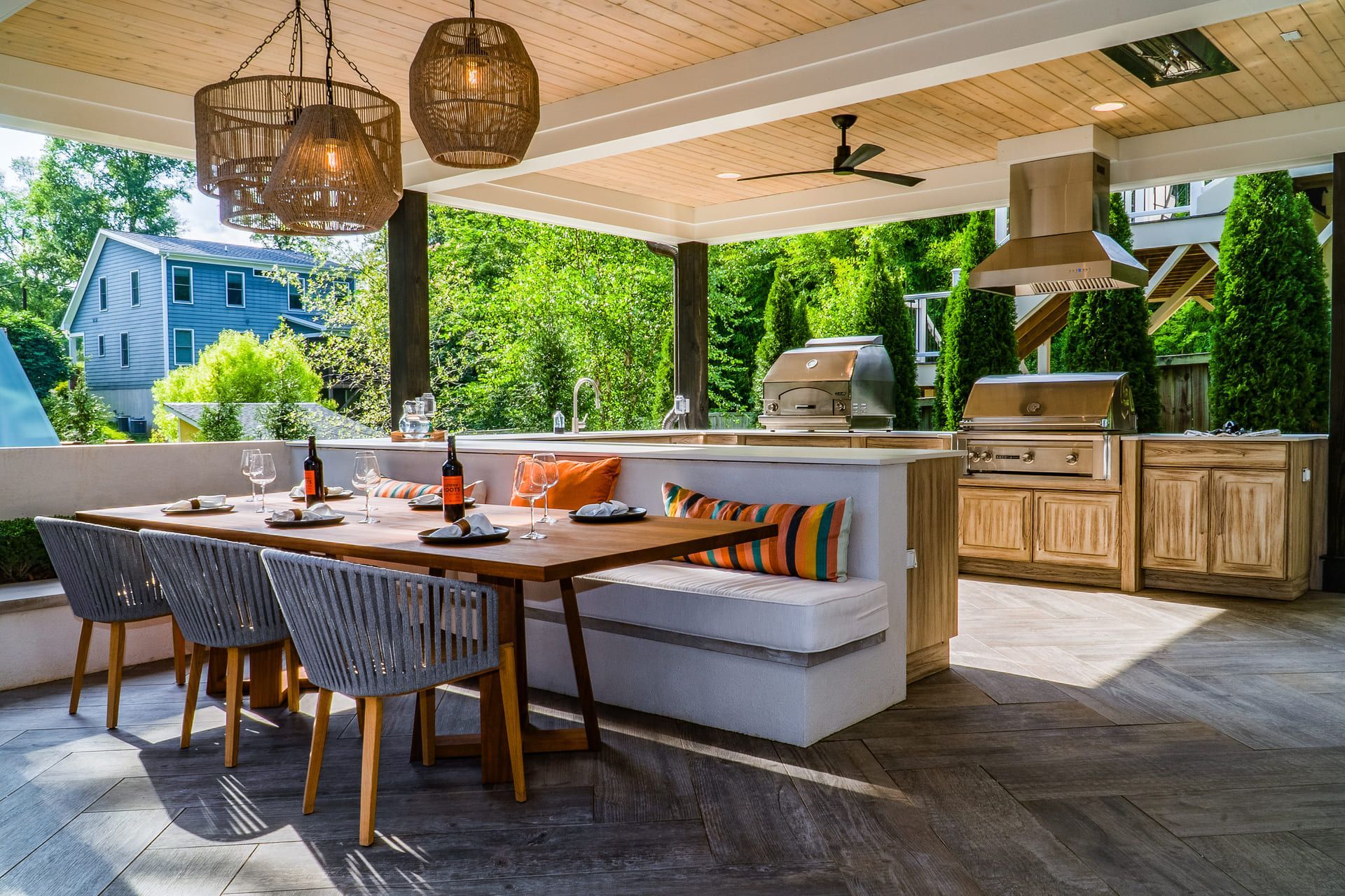 Outdoor Living Space 18