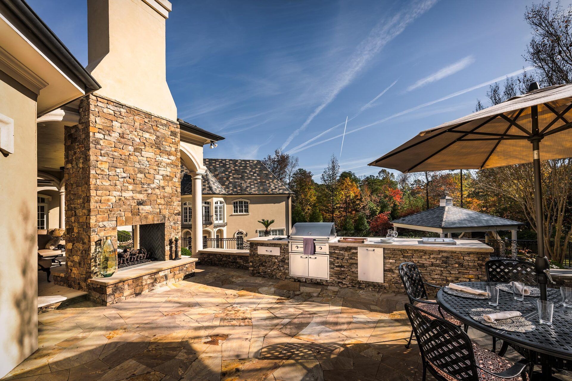 Outdoor Living Space 31