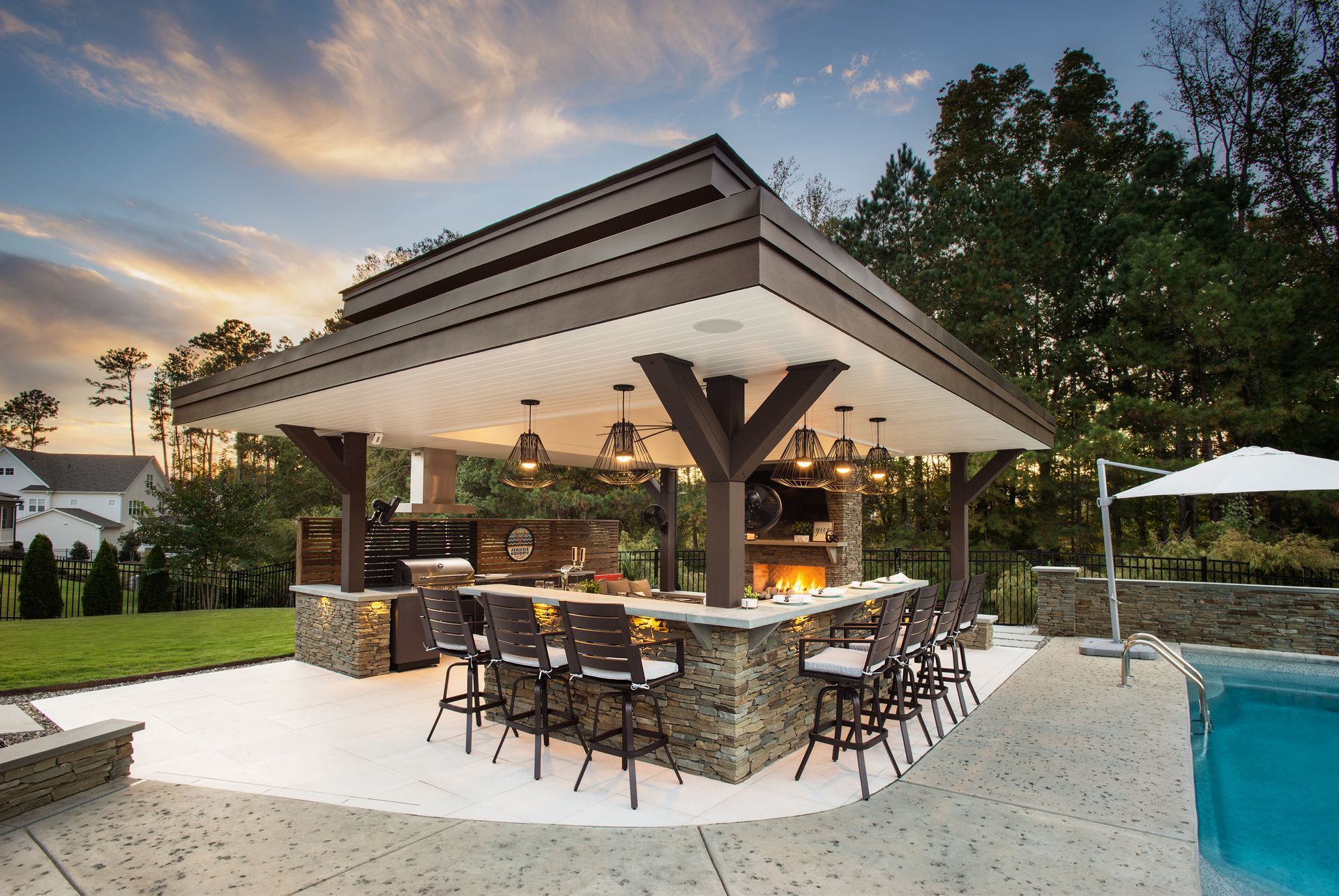 Outdoor Living Space 36