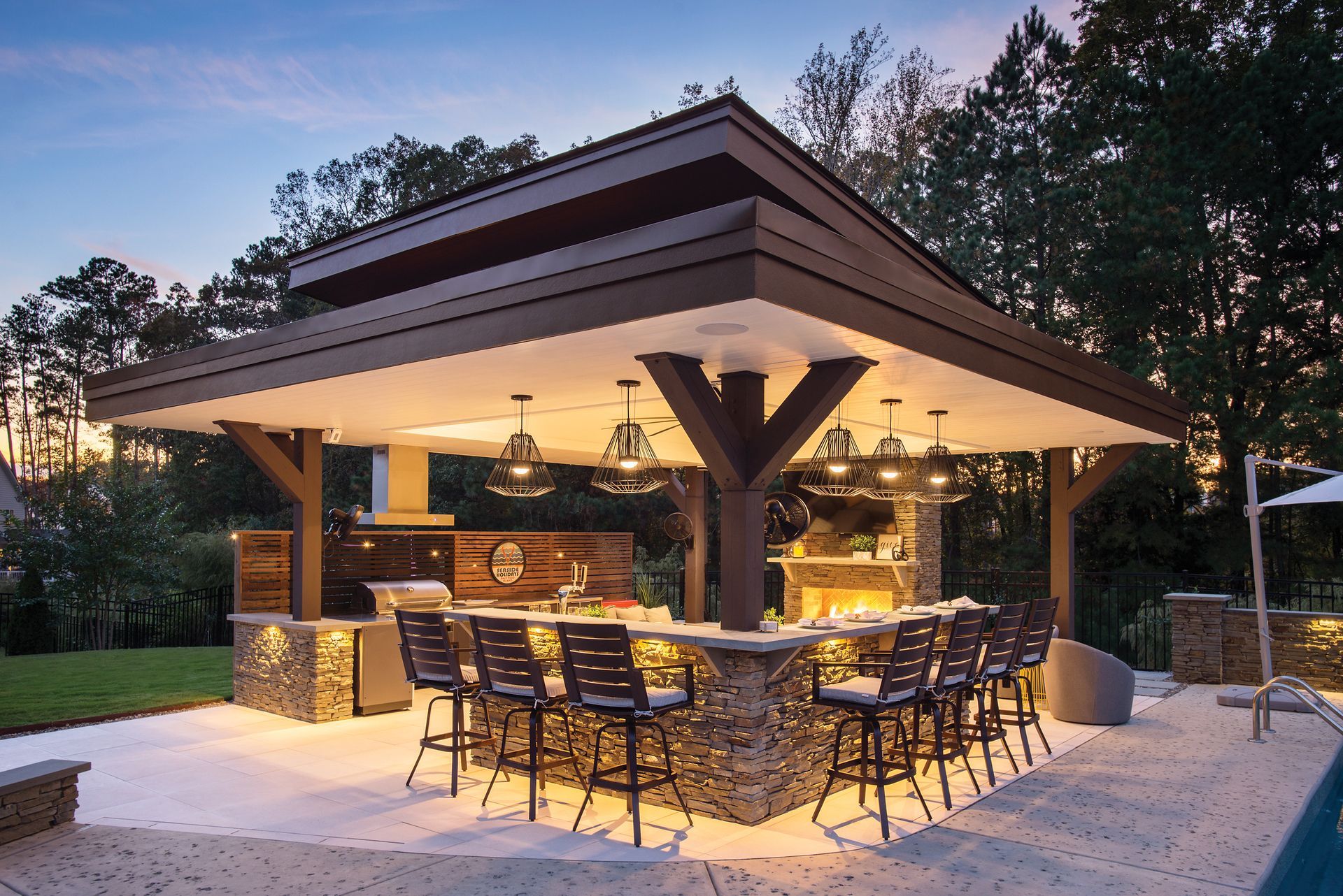 Outdoor Living Space 38
