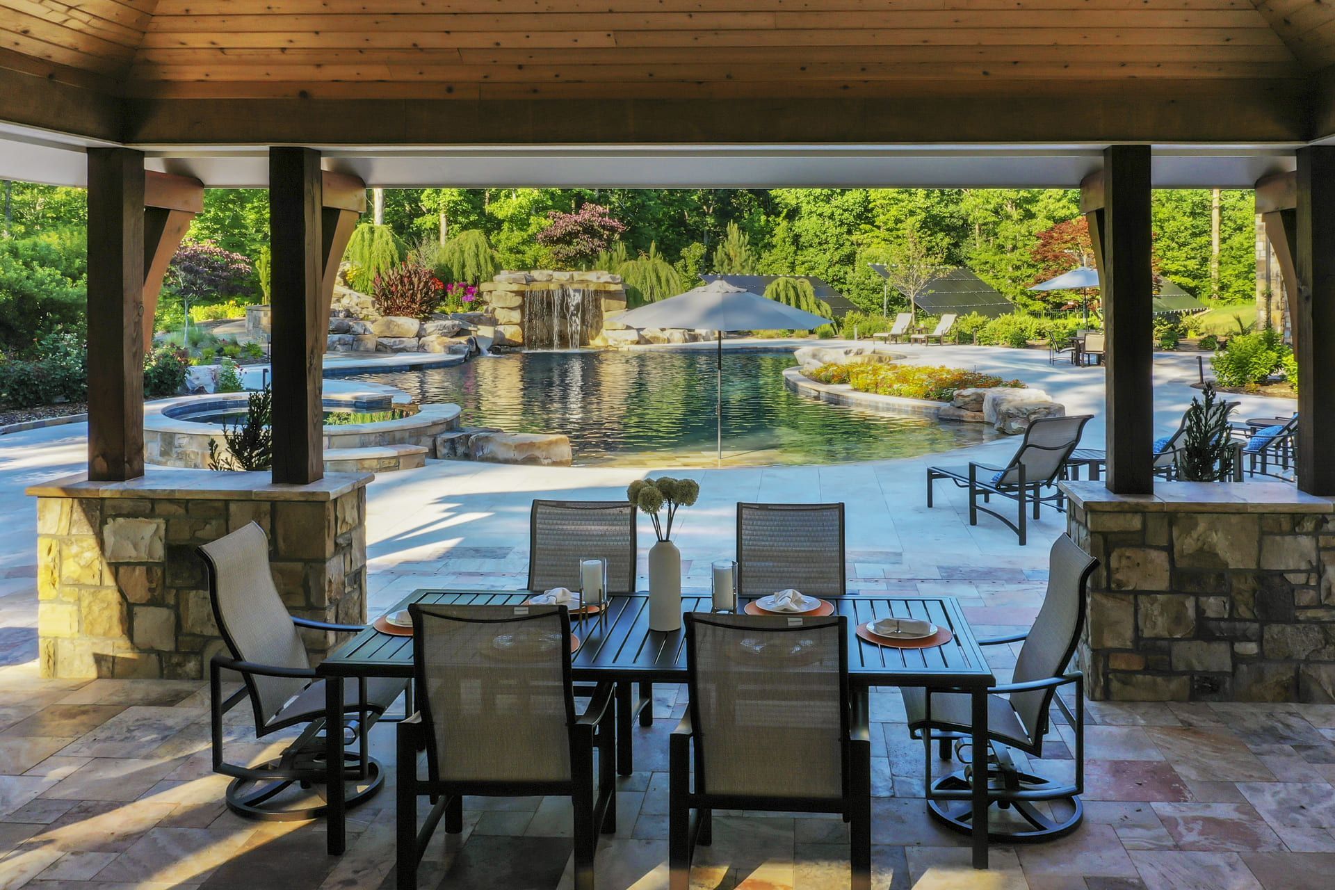 Outdoor Living Space 43