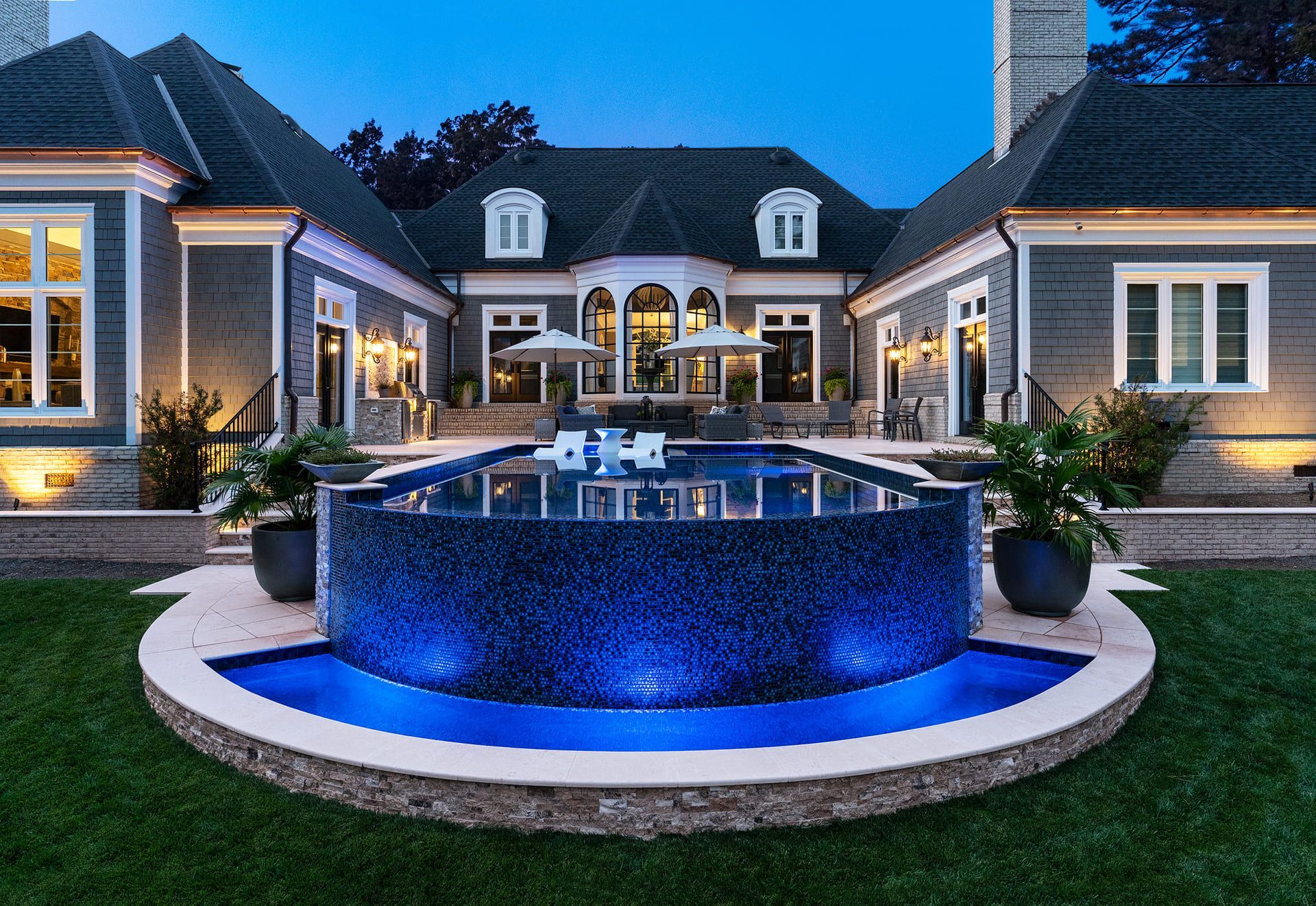 Pools & Spas 38