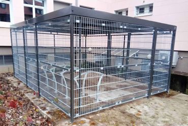 rack-velos dans abri fermé abri-vélos fermé et sécurisé
