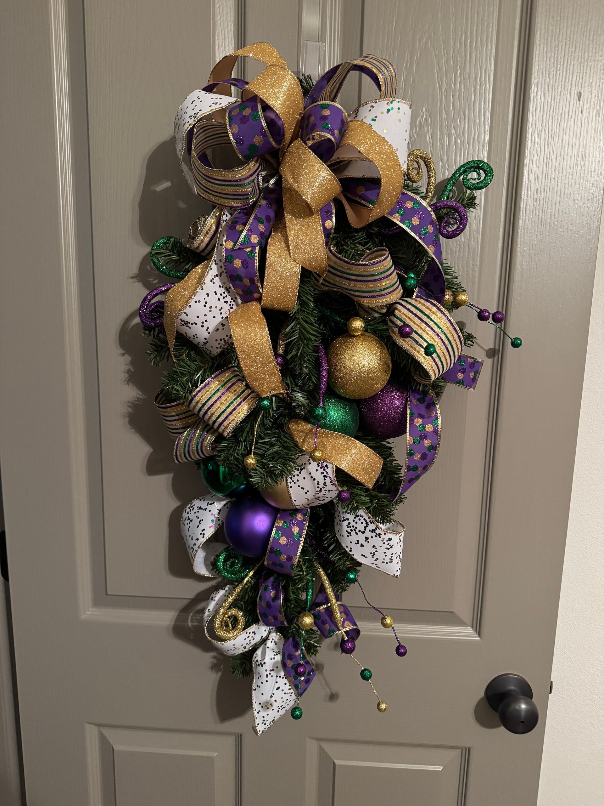 Mardi Gras Swag