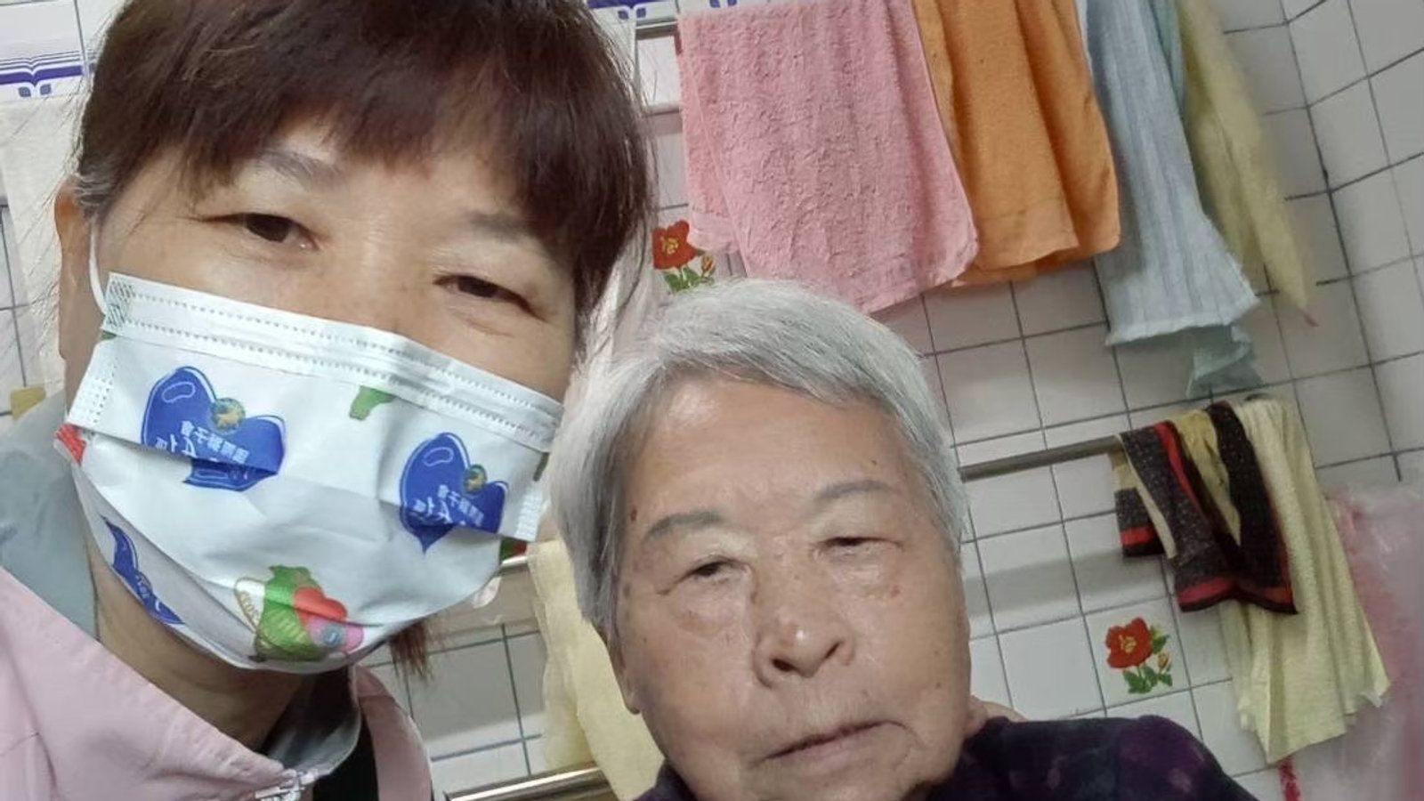 高齡者失能、失智的長期照顧,外看與安養機構都是不得已,「居家長照服務」能支援長期照顧者的沈重負擔
