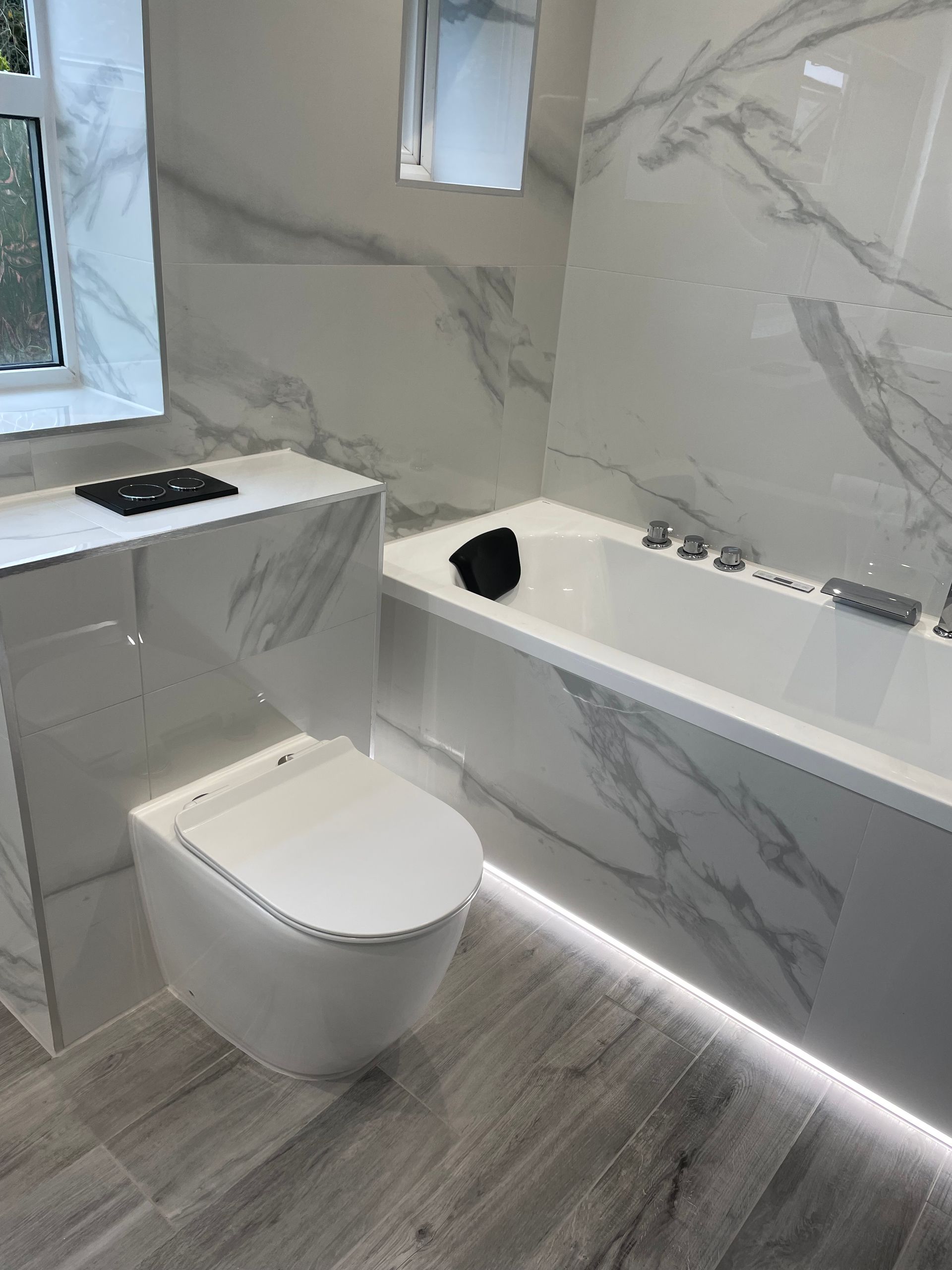 bathroom fitters, installations, plumbing, tiling, walls, floor, tiler