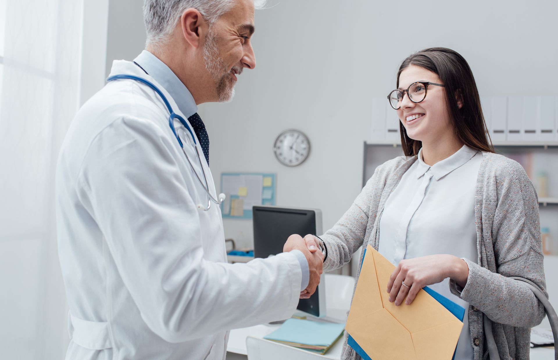 Precisa de acompanhamento medico apos a ablaco de tireoide Precisa de acompanhamento medico apos a ablacao de tireoide
