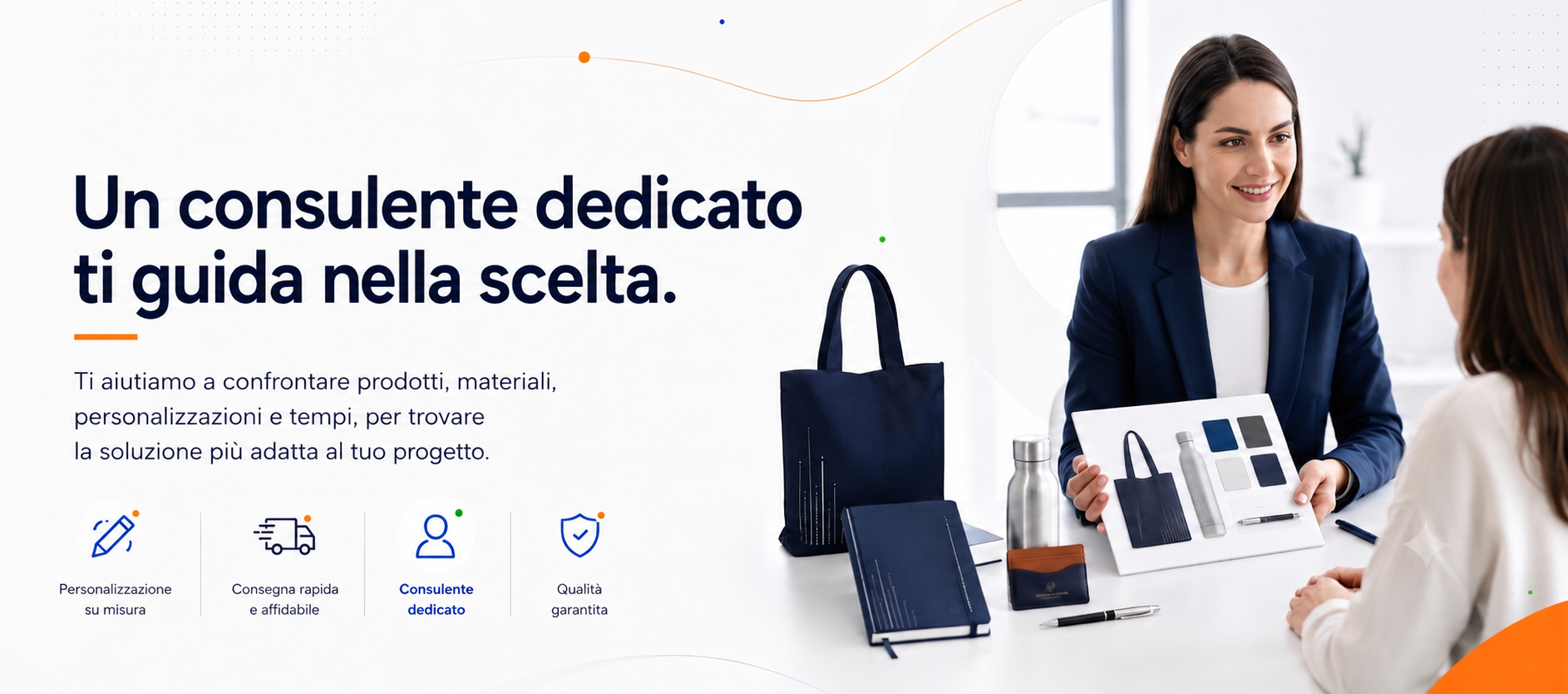 Consulente in abito blu accanto a borsa e documenti, con testo “Un consulente dedicato ti guida nella scelta.”