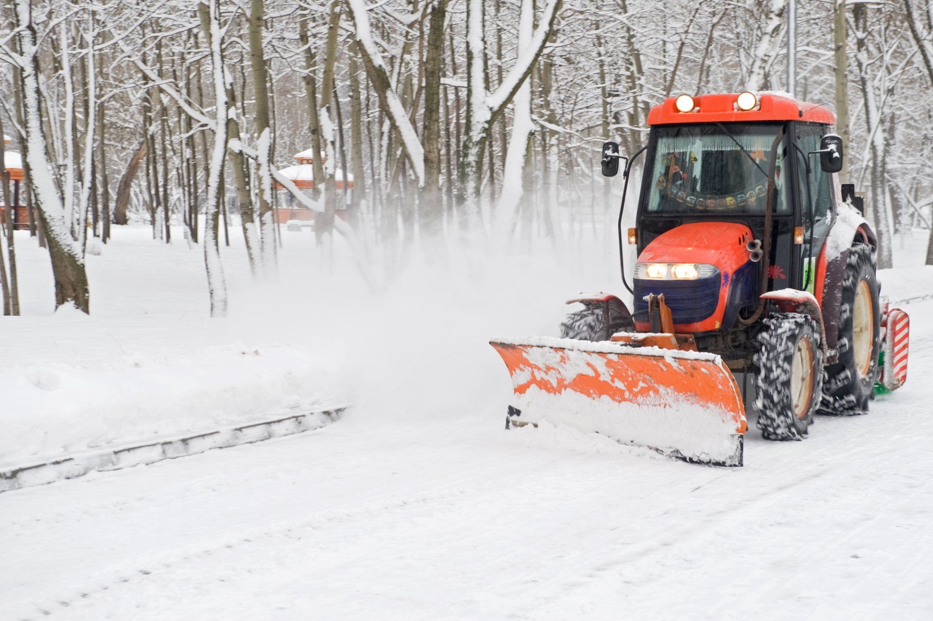Commercial Snow Removal in Saugus, MA | Top Notch Services Inc. Commercial Snow Removal in Saugus, MA | Top Notch Services Inc.